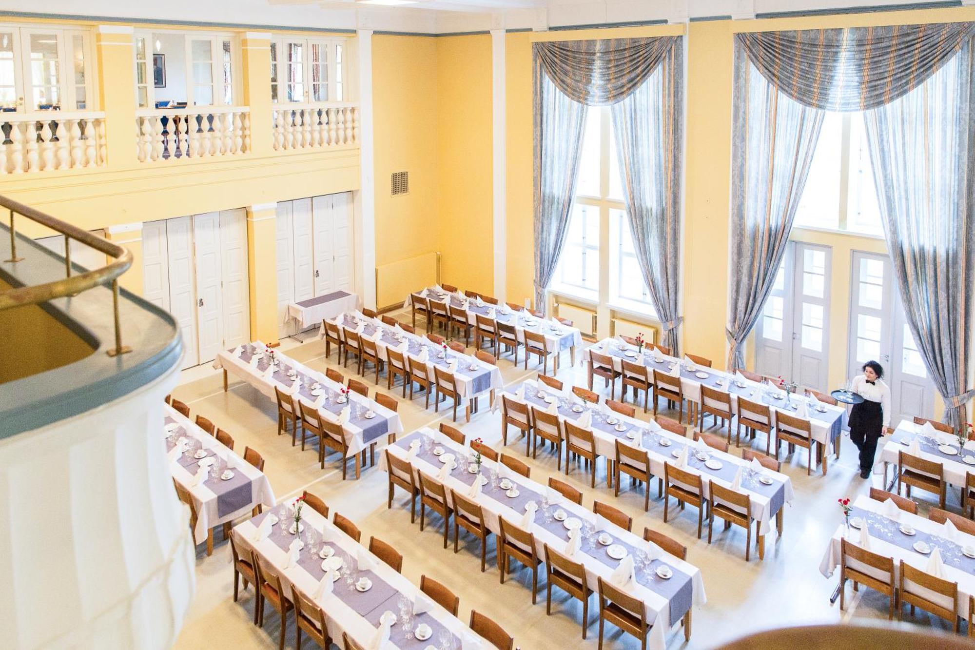 Hotelli-Ravintola Maentaen Klubi Mantta Ngoại thất bức ảnh